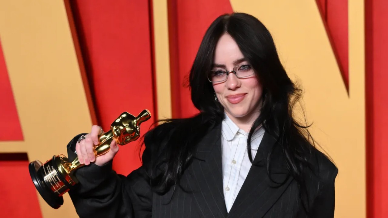 Billie Eilish Age, Bio, and Net Worth of a Global Music Icon